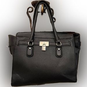 EUC Dana Buchman handbag